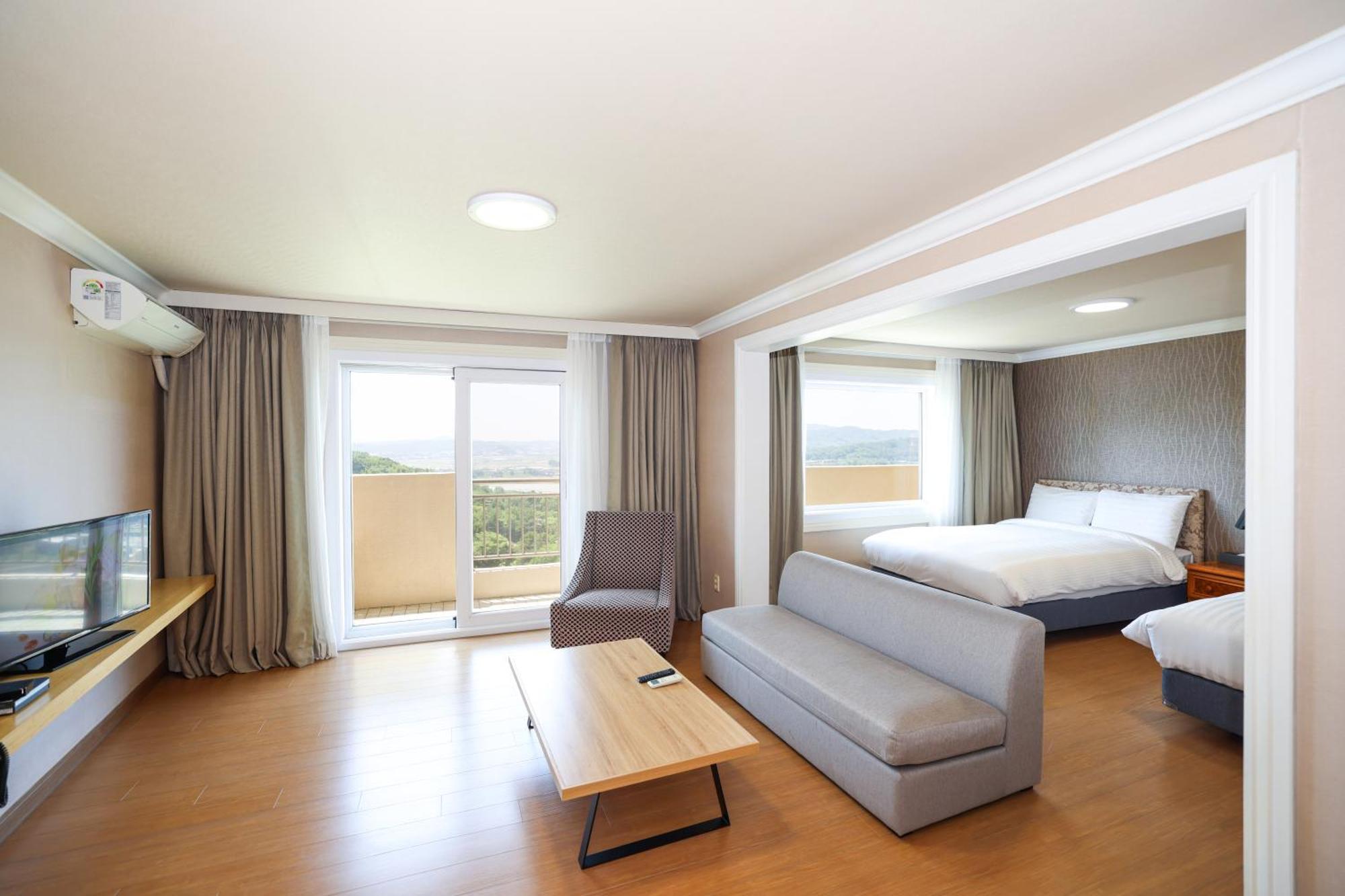La Vie Dor Hotel And Resort, Trademark Collection By Wyndham Hwaseong Buitenkant foto