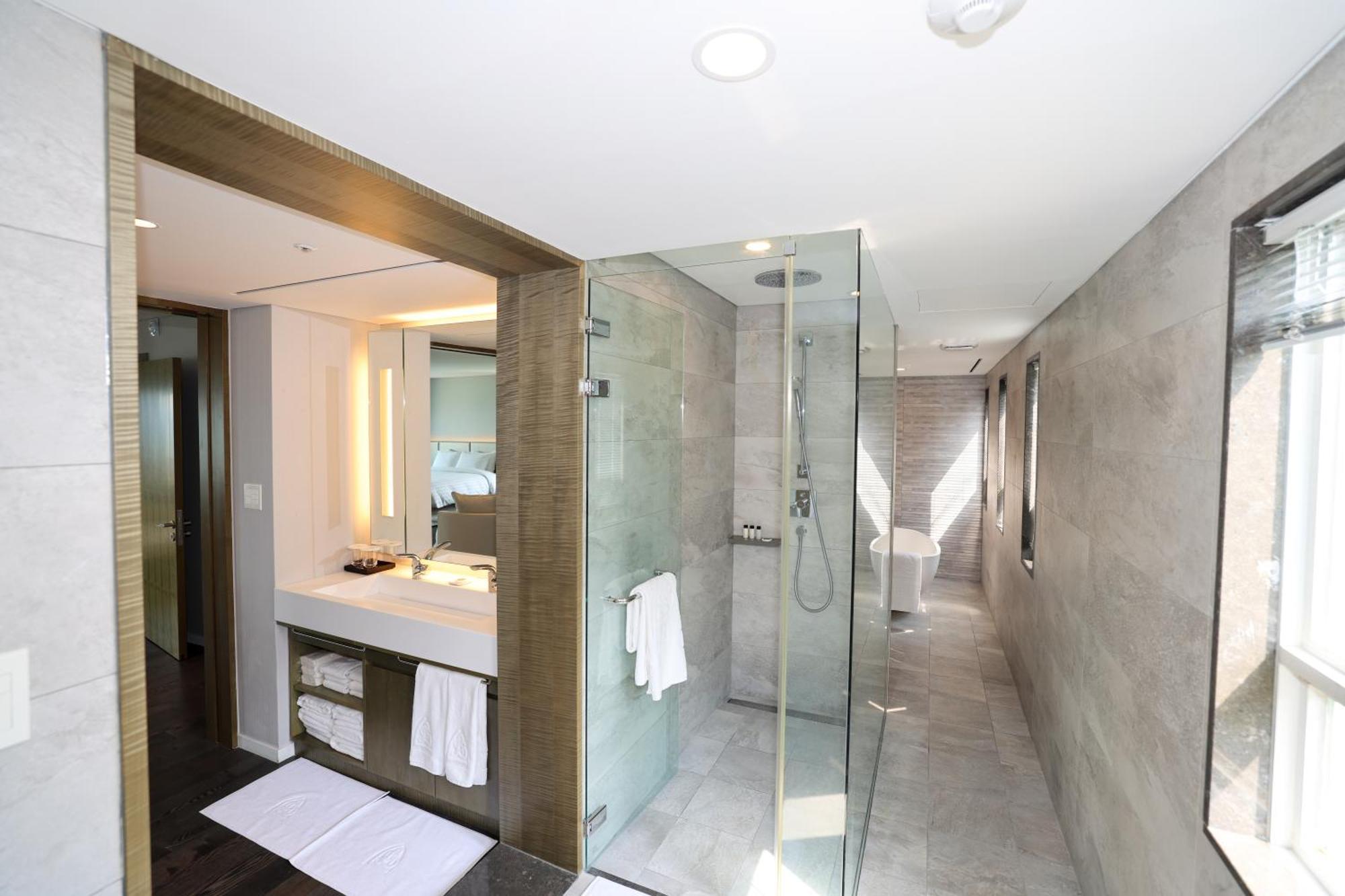 La Vie Dor Hotel And Resort, Trademark Collection By Wyndham Hwaseong Buitenkant foto